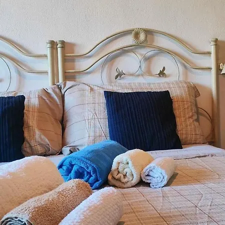 Antonio Rose Garden Ольбия